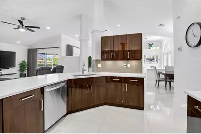 6707  Blue Bay Cir, Lake Worth, FL 33467 - Photo 21