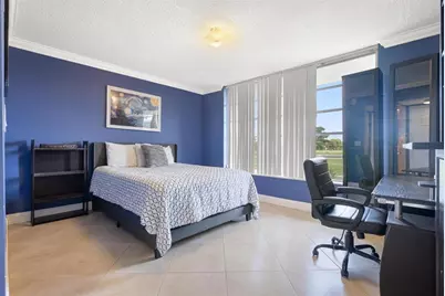 3001 S Palm Aire Dr, Unit #206, Pompano Beach, FL 33069 - Photo 17