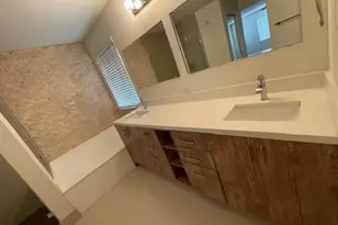 1156 Chinaberry Dr, Weston, FL 33327 - Photo 31