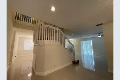 1156  Chinaberry Dr, Weston, FL 33327 - Photo 17