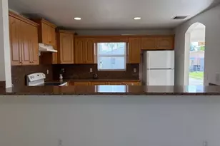 2242 Thomas St, Hollywood, FL 33020 - Photo 3