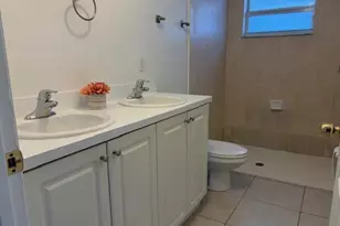 2242 Thomas St, Hollywood, FL 33020 - Photo 11