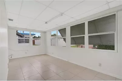 2708 NW 52nd St, Tamarac, FL 33309 - Photo 11