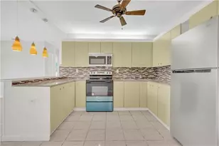 2708 NW 52nd St, Tamarac, FL 33309 - Photo 3