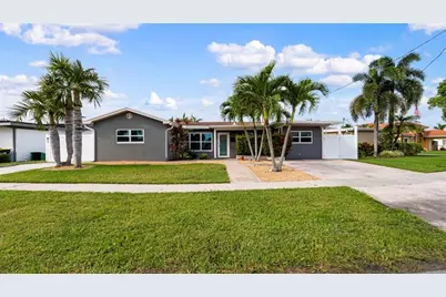 935 Nautilus Isle, Dania Beach, FL 33004 - Photo 1