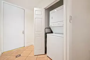 15442 Kippford Ct, Miami Lakes, FL 33014 - Photo 25