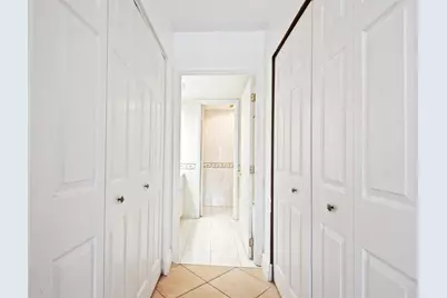 15442  Kippford Ct, Miami Lakes, FL 33014 - Photo 19