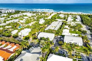 301 Venetian Dr, Delray Beach, FL 33483 - Photo 39