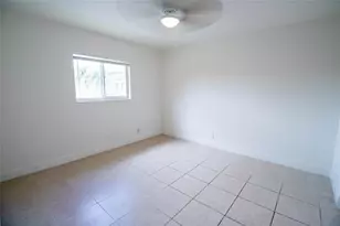 1727 Liberty St, Hollywood, FL 33020 - Photo 7