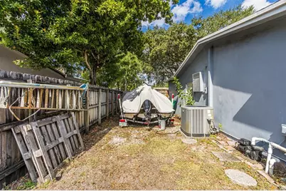 8880 SW 49th St, Cooper City, FL 33328 - Photo 43