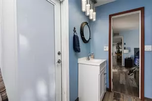 8880 SW 49th St, Cooper City, FL 33328 - Photo 35