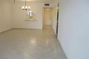 9233 SW 8th St, Boca Raton, FL 33428 - Photo 9