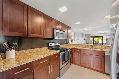 7110 SW 42nd Ct, Unit #7110, Davie, FL 33314 - Photo 11