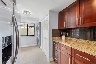 7110 SW 42nd Ct, Davie, FL 33314 - Photo 13