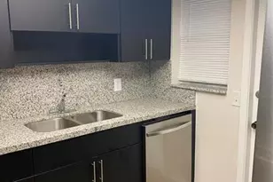 2481 SW 82nd Ave, Davie, FL 33324 - Photo 3