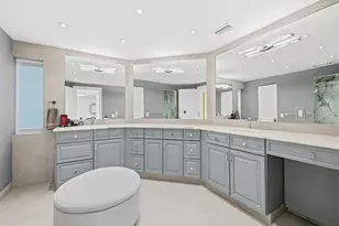 1050 Seminole Dr, Fort Lauderdale, FL 33304 - Photo 11