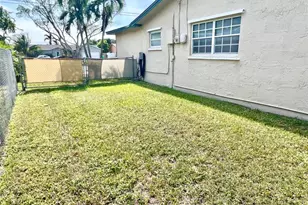 10571 Sunset Strip, Sunrise, FL 33322 - Photo 25