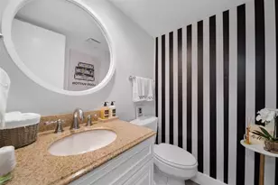 903 Cypress Grove Dr, Pompano Beach, FL 33069 - Photo 17