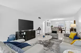 2302 Lucaya Ln, Coconut Creek, FL 33066 - Photo 15