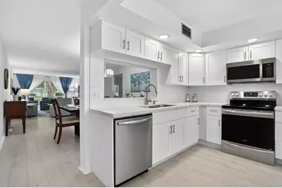 2302  Lucaya Ln, Unit #O1, Coconut Creek, FL 33066 - Photo 7