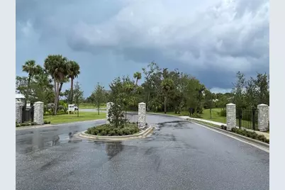 2350  Noble Oaks Ln, Fort Pierce, FL 34981 - Photo 3