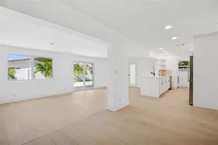 5621 NE 16th Ave, Fort Lauderdale, FL 33334 - Photo 7