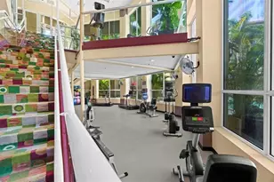 2633 NE 14th Ave, Wilton Manors, FL 33305 - Photo 33