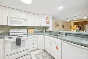 2021 Beachwood Rd, Fernandina Beach, FL 32034 - Photo 9