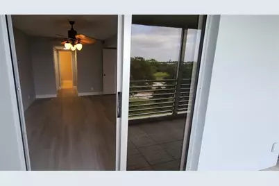 3503  Oaks Way, Unit #513, Pompano Beach, FL 33069 - Photo 33