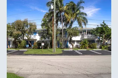 2361 NE 10th St, Unit #3, Pompano Beach, FL 33062 - Photo 17