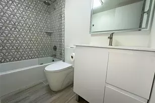 50 SW 3rd Ave, Boca Raton, FL 33432 - Photo 11