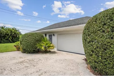 137 SE Turtle Creek Dr, Jupiter, FL 33469 - Photo 5