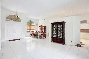 6411 NW 41st St, Coral Springs, FL 33067 - Photo 9