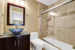 101 NE 21st St, Wilton Manors, FL 33305 - Photo 27