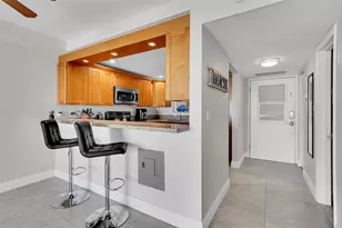 400 N Surf Rd, Hollywood, FL 33019 - Photo 23