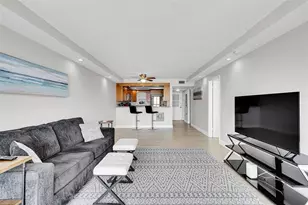 400 N Surf Rd, Hollywood, FL 33019 - Photo 27