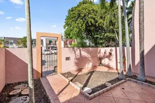 13509 NE 21st Ct, North Miami, FL 33181 - Photo 7