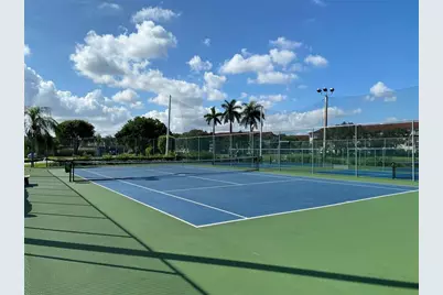 300 SW 134th Way, Unit #E211, Pembroke Pines, FL 33027 - Photo 17