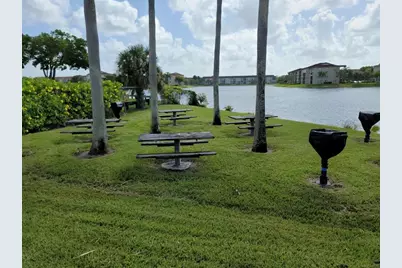 300 SW 134th Way, Unit #E211, Pembroke Pines, FL 33027 - Photo 23