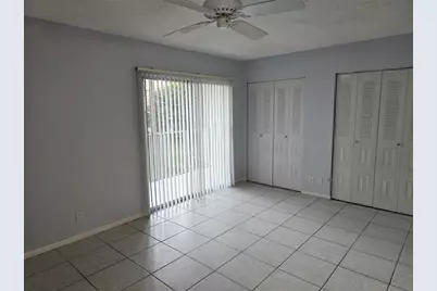 300 SW 134th Way, Unit #E211, Pembroke Pines, FL 33027 - Photo 7