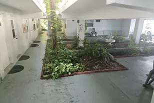 2404 NE 33rd Ave, Fort Lauderdale, FL 33305 - Photo 3