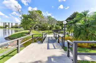 2236 N Cypress Bend Dr, Pompano Beach, FL 33069 - Photo 35