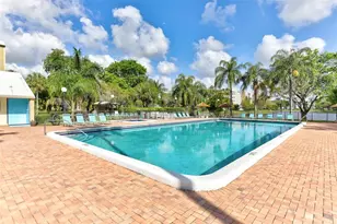 2236 N Cypress Bend Dr, Pompano Beach, FL 33069 - Photo 29