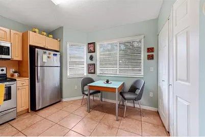 650 NW 78th Ter, Unit #201, Pembroke Pines, FL 33024 - Photo 11