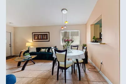 650 NW 78th Ter, Unit #201, Pembroke Pines, FL 33024 - Photo 7