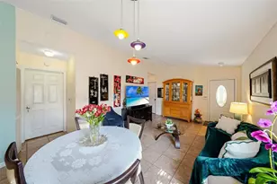 650 NW 78th Terrace, Pembroke Pines, FL 33024 - Photo 5