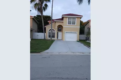 7932  Lakewood Cove Ct, Lake Worth, FL 33467 - Photo 1