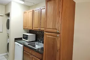 545 Trace Cir, Deerfield Beach, FL 33441 - Photo 11