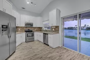 18510 NW 22nd St, Pembroke Pines, FL 33029 - Photo 11