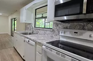 10188 SW 53rd Ct, Cooper City, FL 33328 - Photo 7